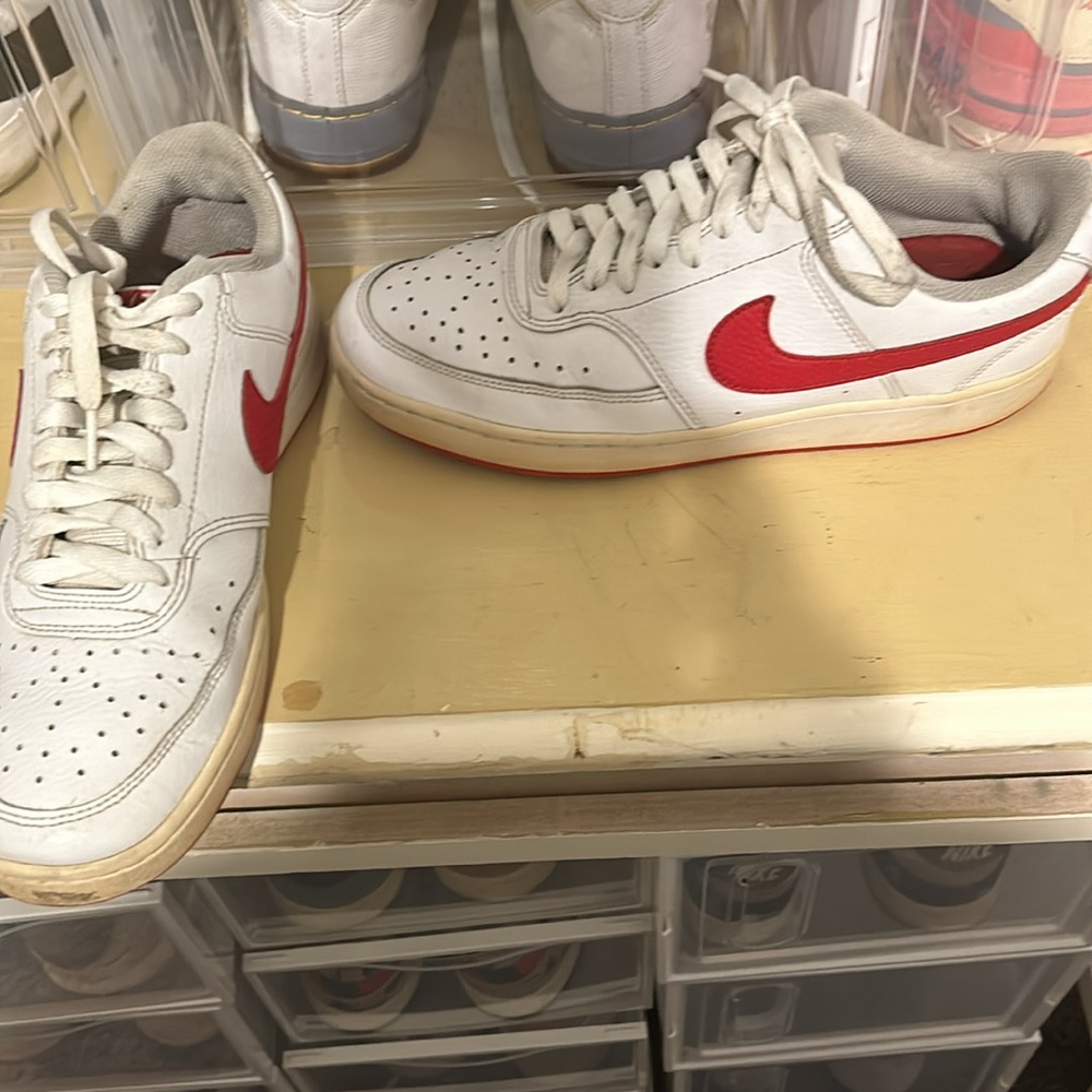 White with red swoosh Nike courts - Picture 2 of 5